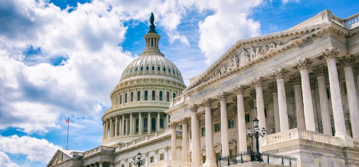 The US Senate Confirms Crypto-Friendly Leaders to Head CFTC and FDIC The US Senate Confirms Crypto-Friendly Leaders to Head CFTC and FDIC